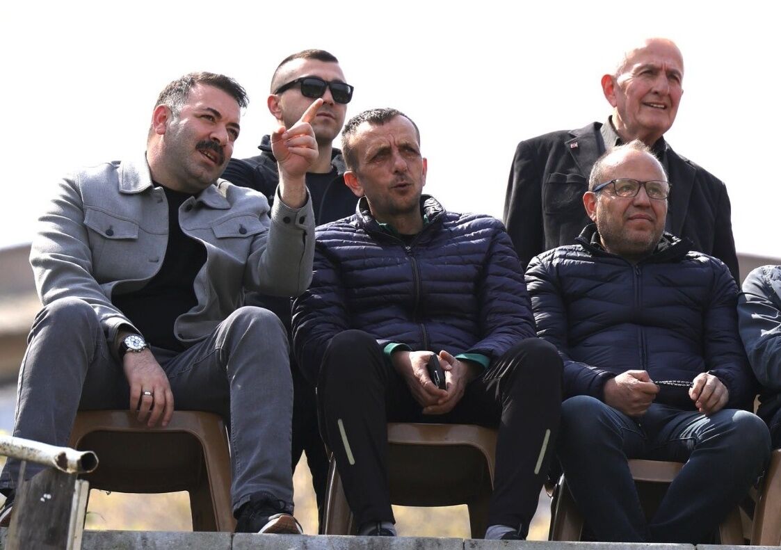 76C3E53F Cb03 449E B9Cc Ead828E29Fff