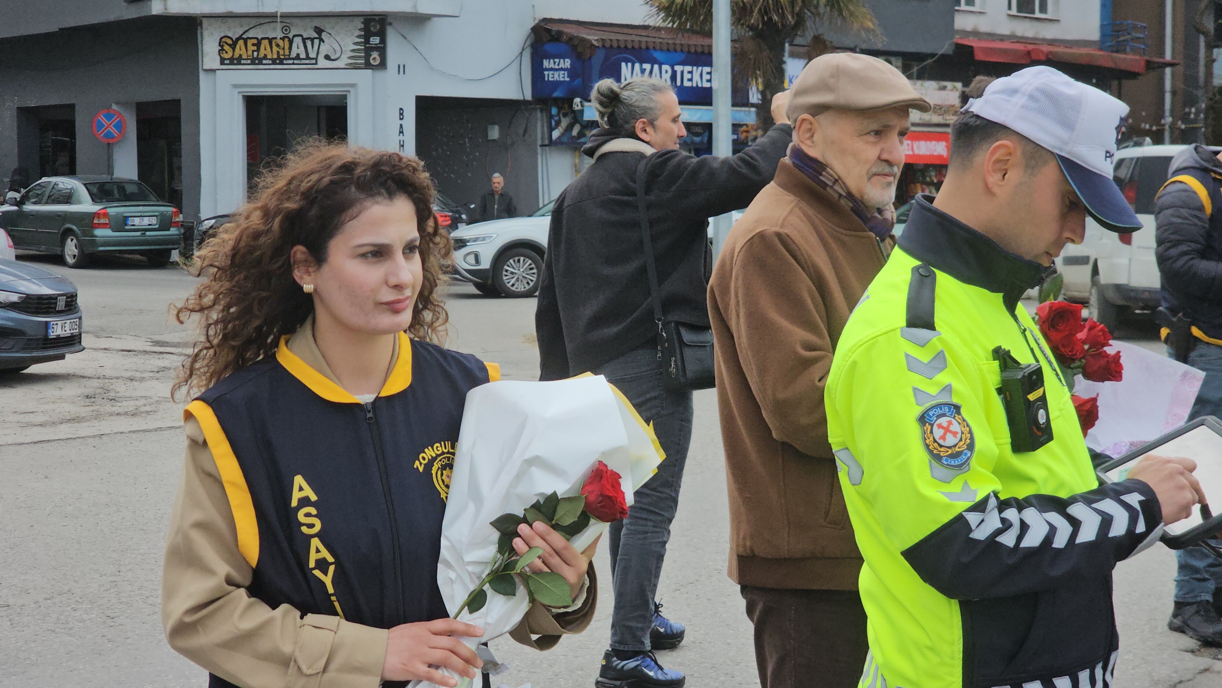 G A Z E T E C I L E R D E N P O L I S L E R E U Y G U L A M A N O K T A 1252269 372631